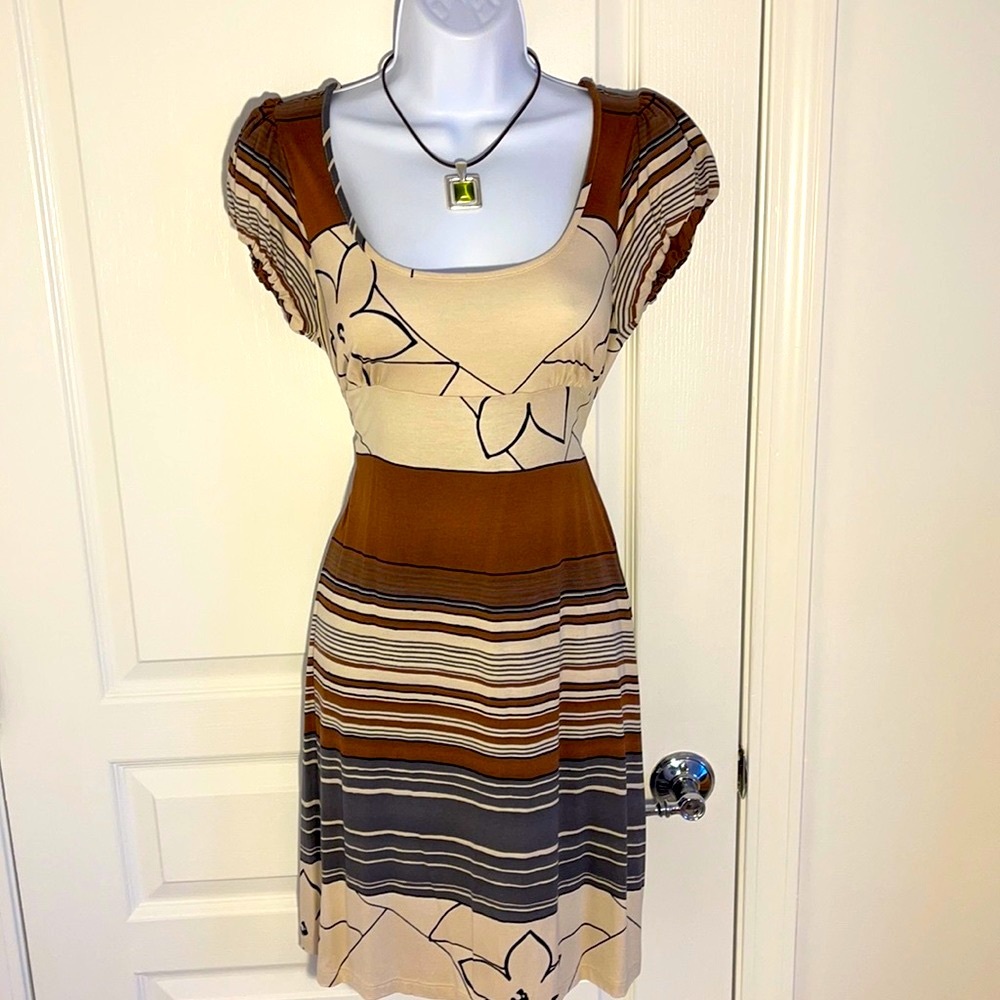 Vanity Dress Size 28=USA Size 6